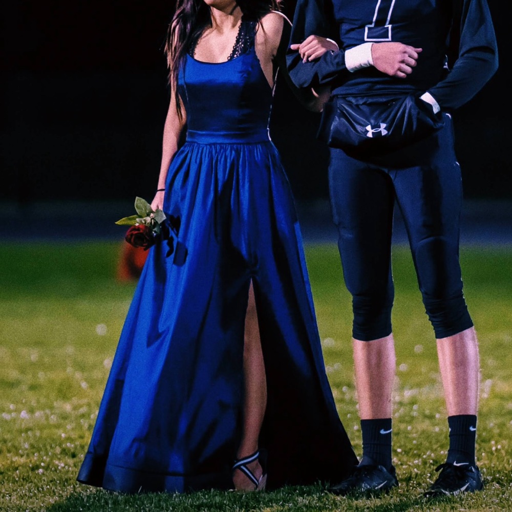 Elegant Blue Evening Gown